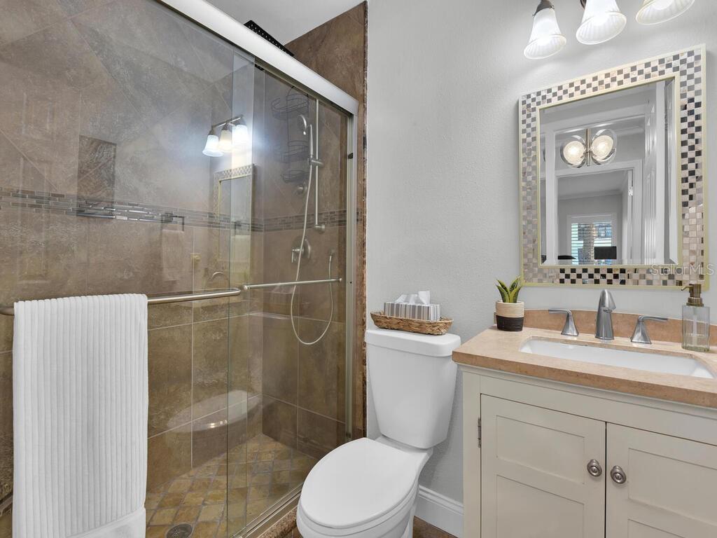 Image 29 of 42 For 4263 Island Circle D