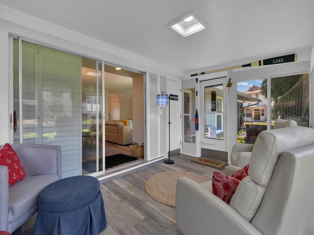 Image 32 of 42 For 4263 Island Circle D