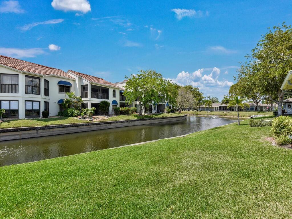 Image 35 of 42 For 4263 Island Circle D