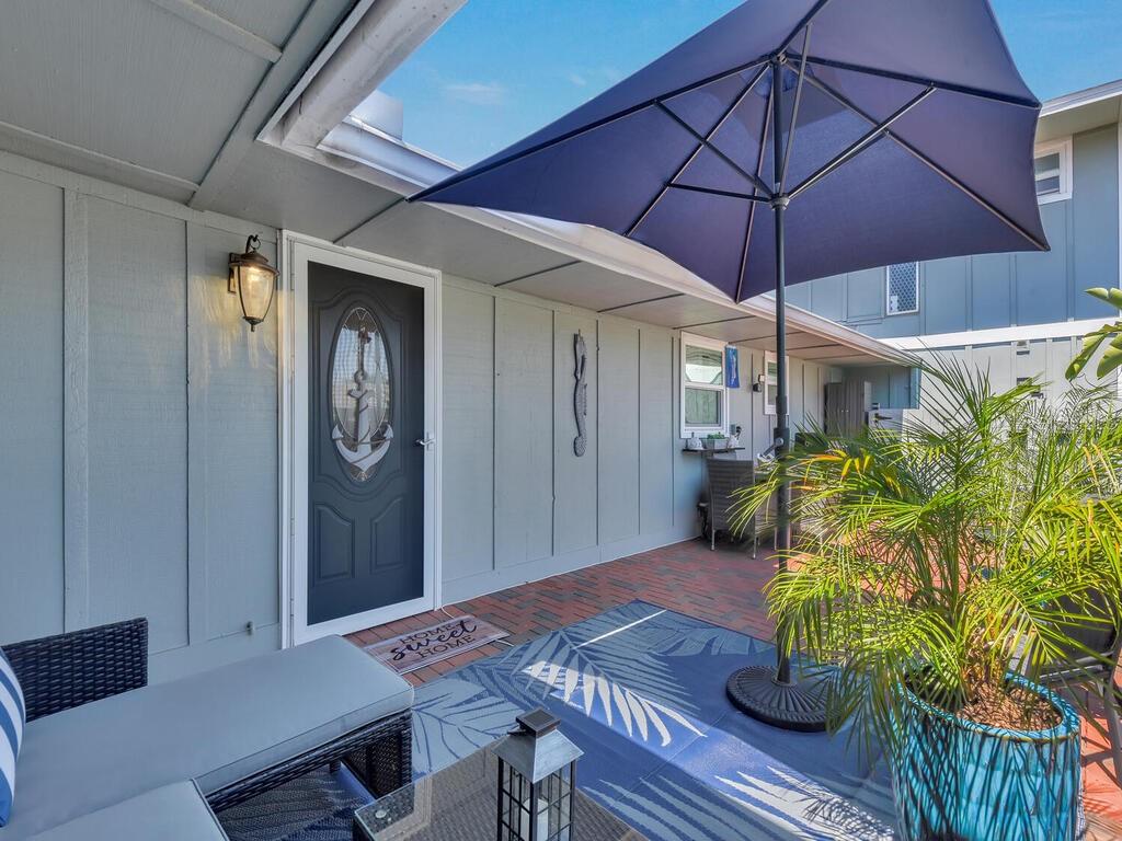 Image 4 of 42 For 4263 Island Circle D