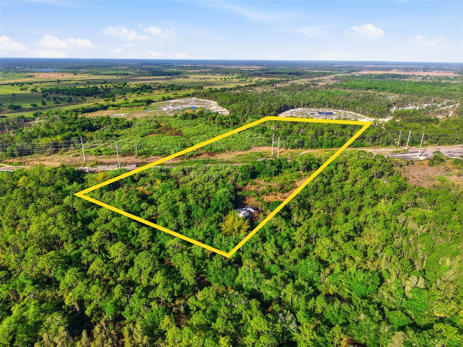 Image 11 of 22 For 22811 Williams Drive