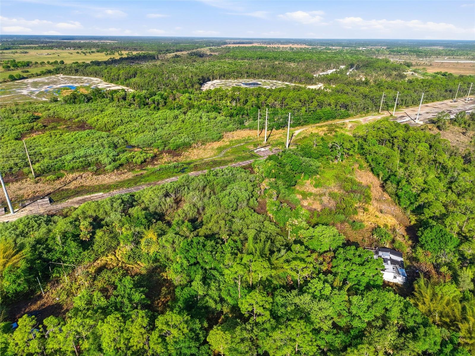 Image 4 of 22 For 22811 Williams Drive