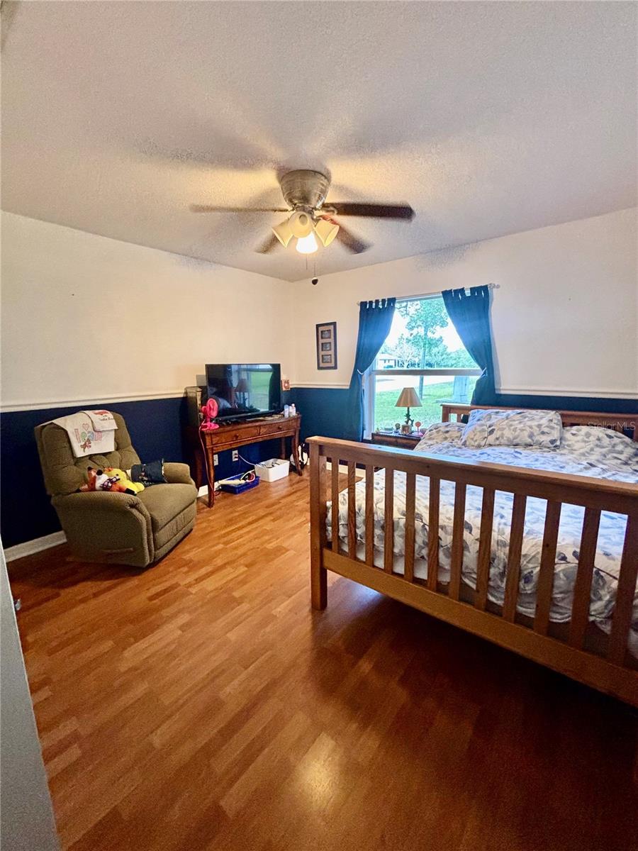 Image 20 of 28 For 23296 Goldcoast Avenue