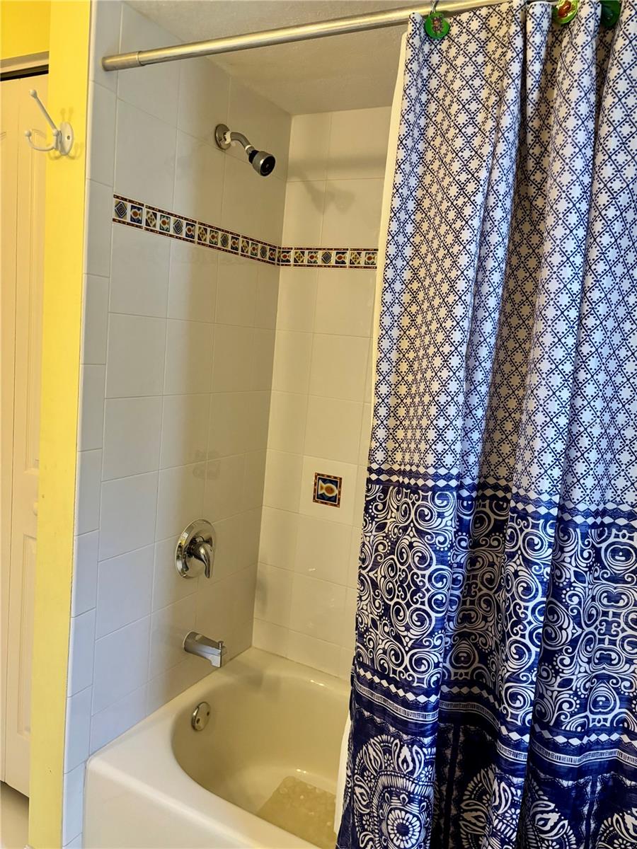 Image 22 of 28 For 23296 Goldcoast Avenue