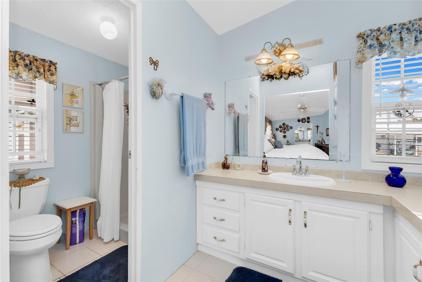 Image 17 of 36 For 29180 Crawford Avenue