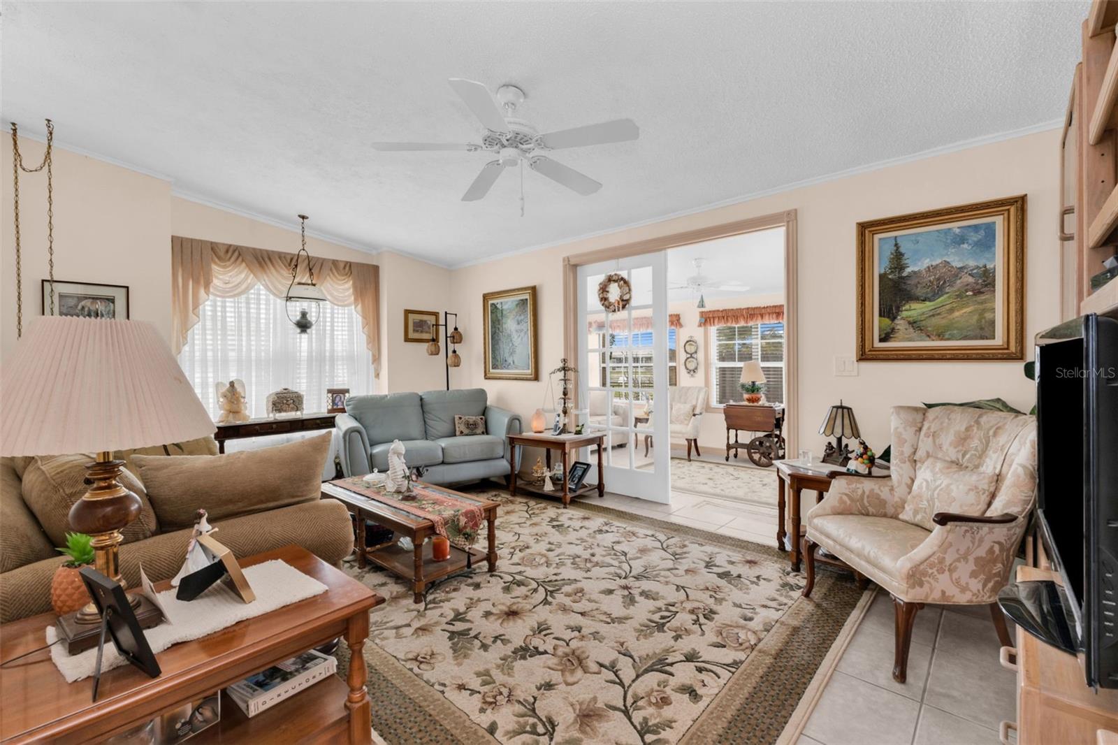 Image 19 of 36 For 29180 Crawford Avenue