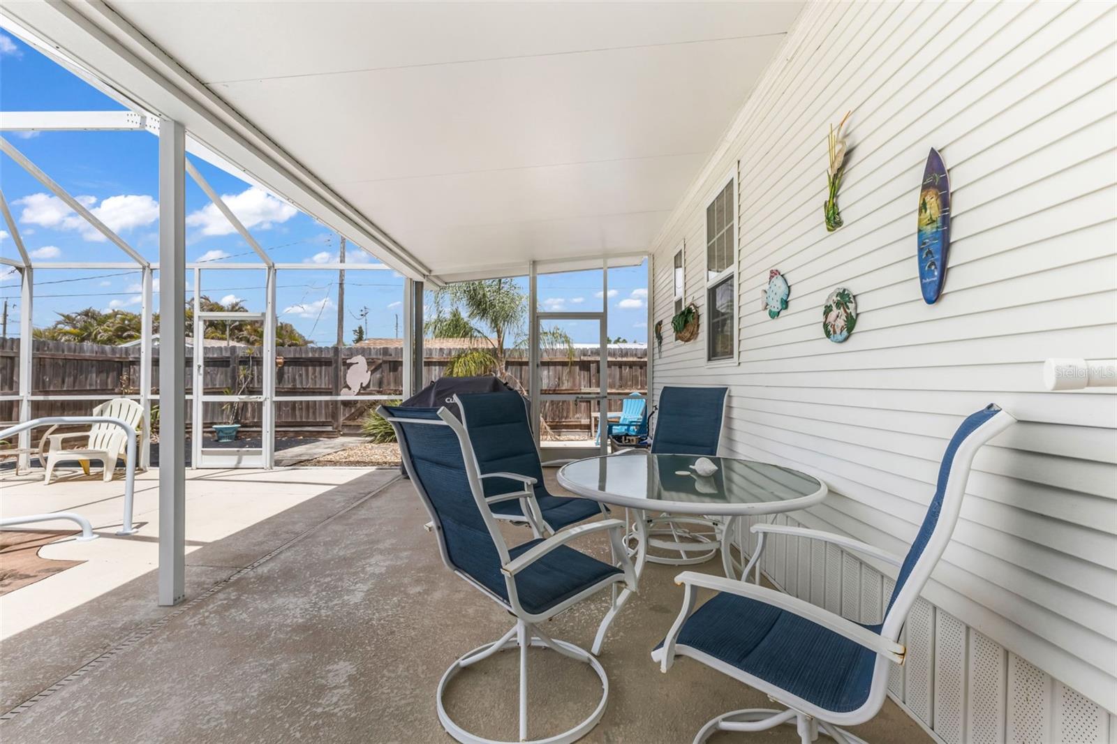 Image 24 of 36 For 29180 Crawford Avenue