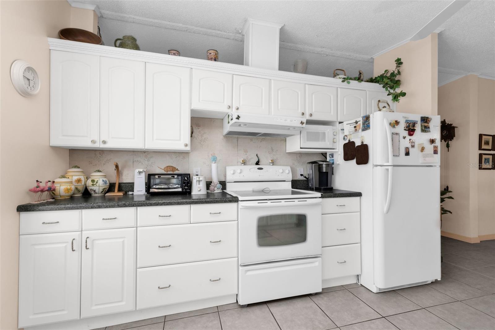 Image 8 of 36 For 29180 Crawford Avenue