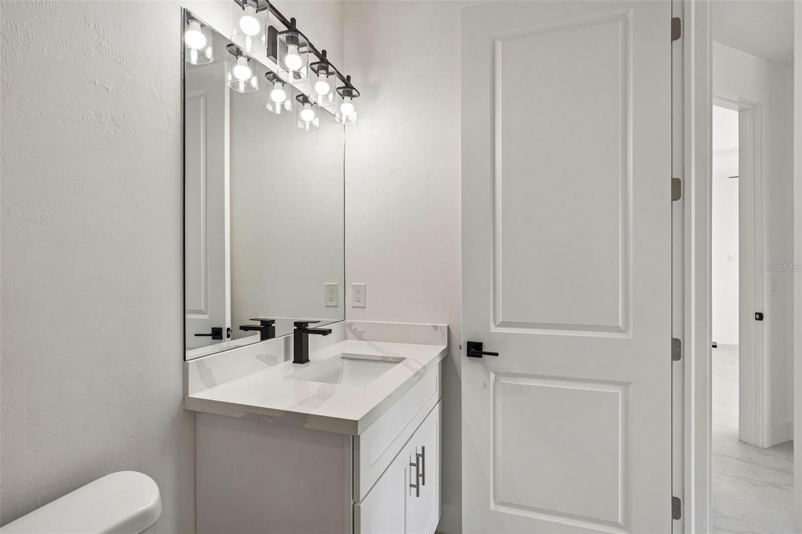 Image 42 of 66 For 2406 Hightower Avenue S