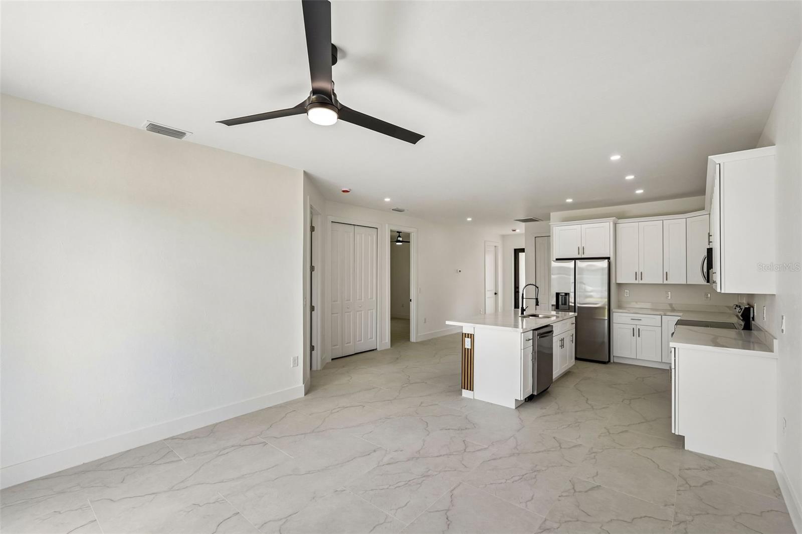 Image 47 of 66 For 2406 Hightower Avenue S