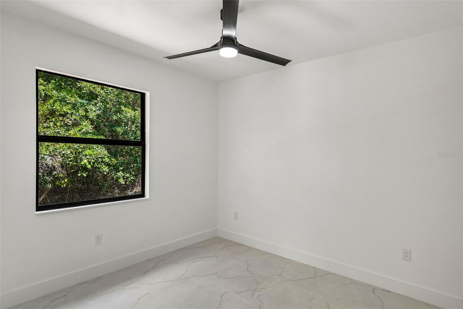 Image 51 of 66 For 2406 Hightower Avenue S