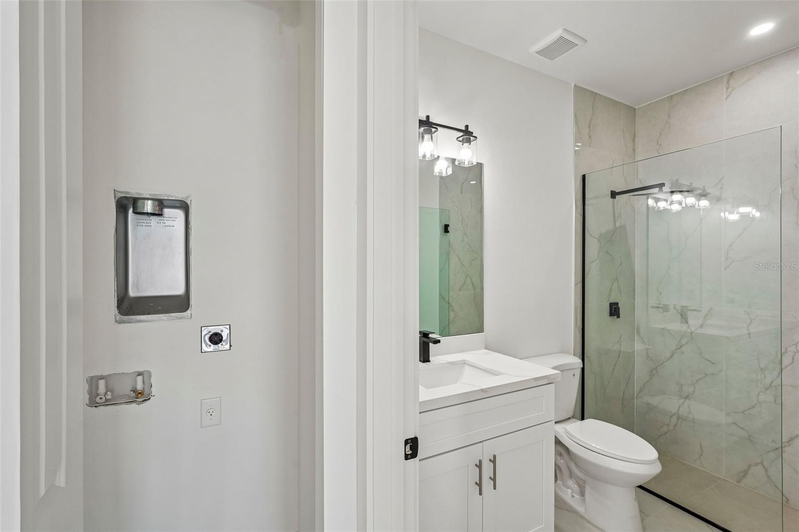 Image 53 of 66 For 2406 Hightower Avenue S