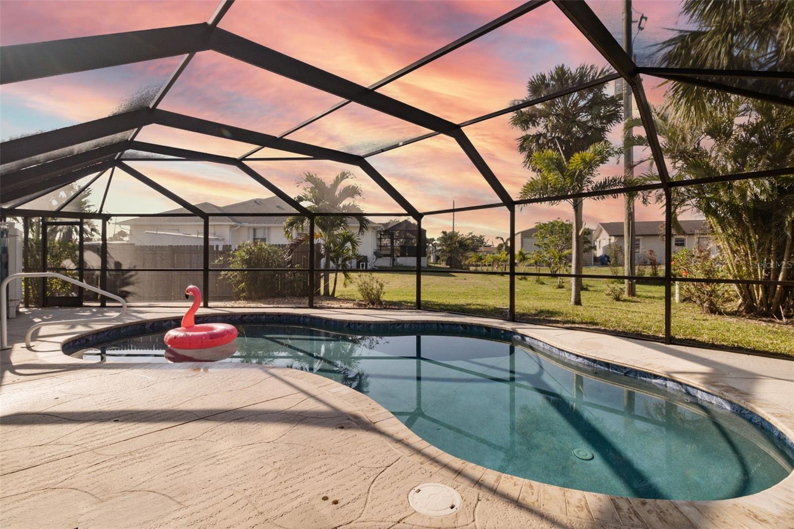 Image 2 of 56 For 2901 Palm Drive