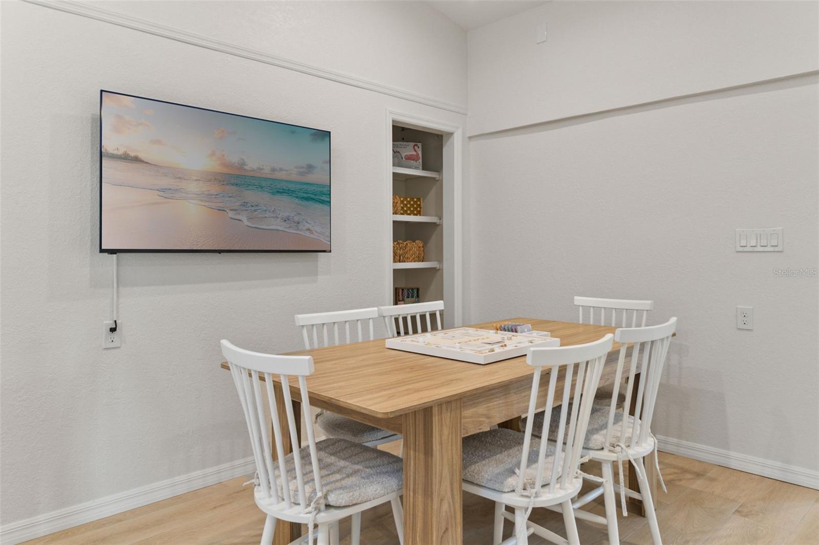 Image 24 of 56 For 2901 Palm Drive