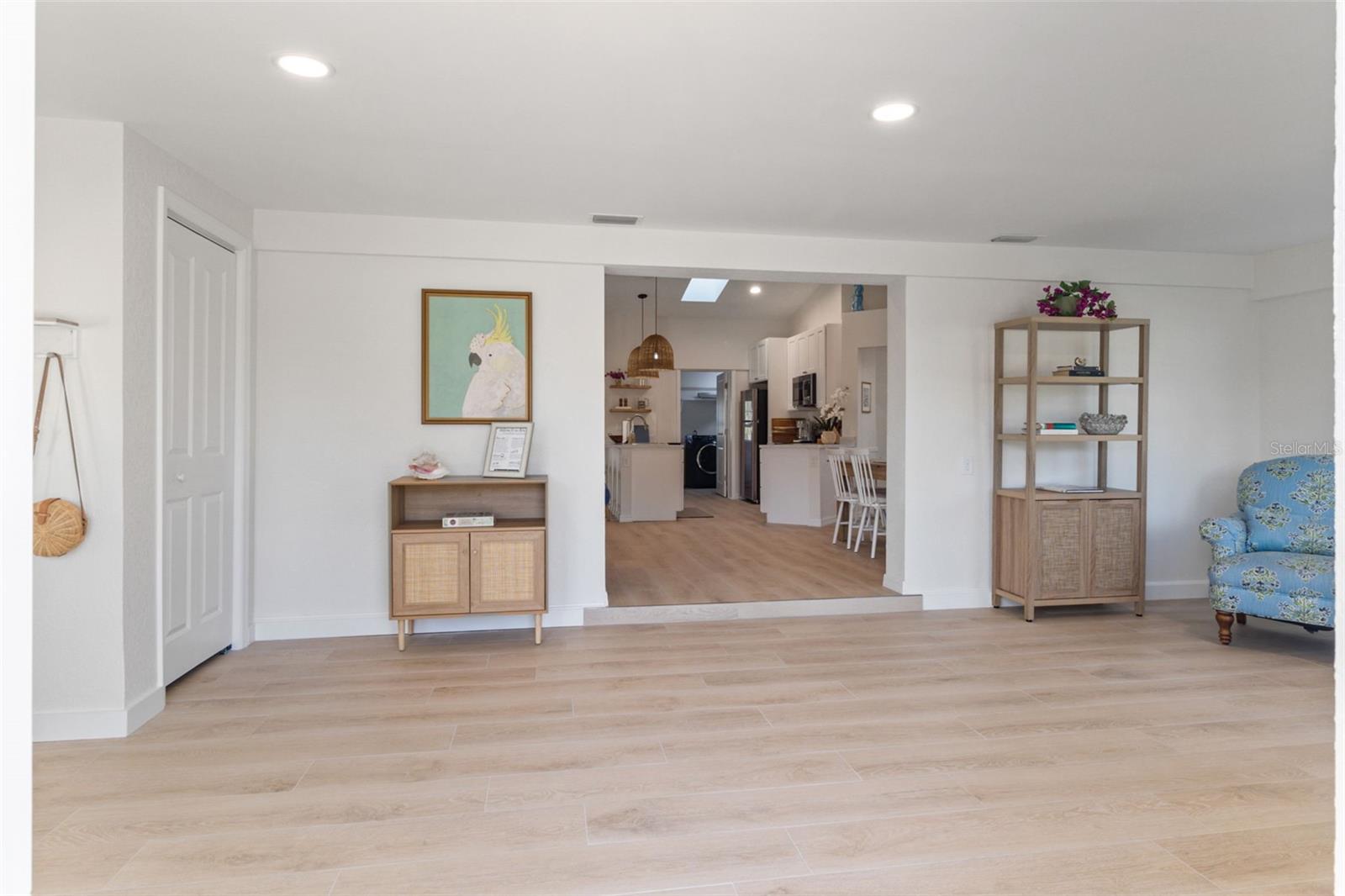 Image 26 of 56 For 2901 Palm Drive