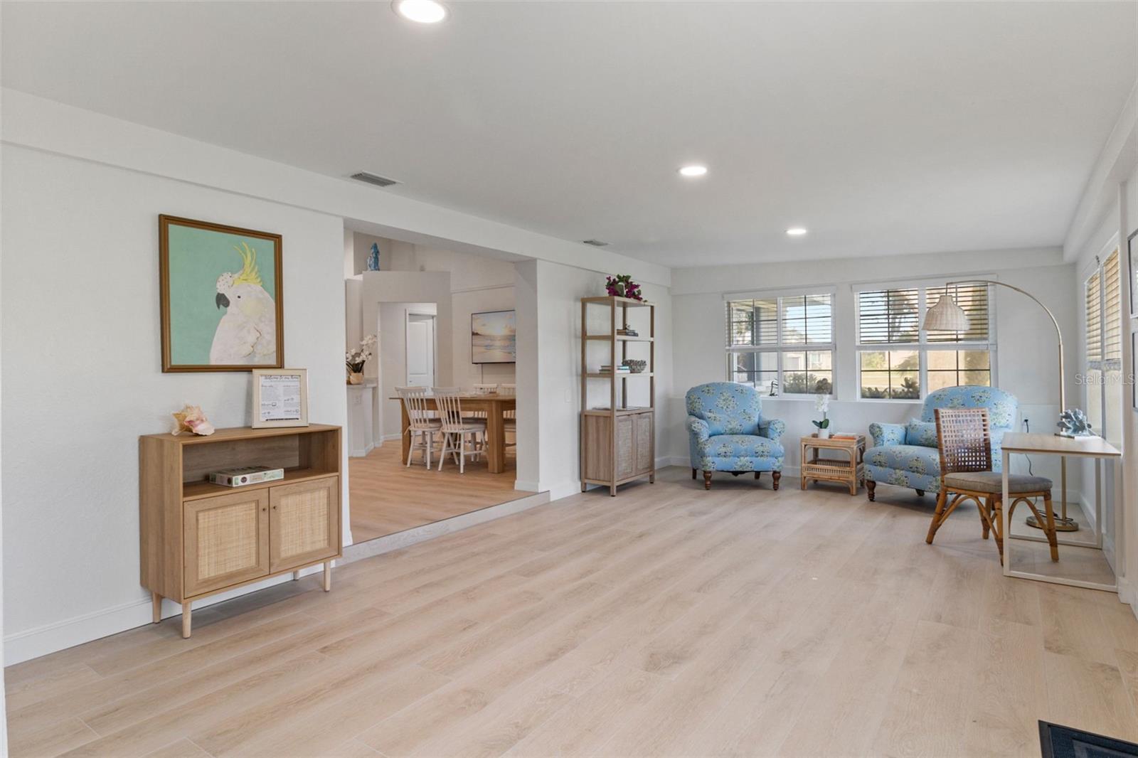 Image 5 of 56 For 2901 Palm Drive