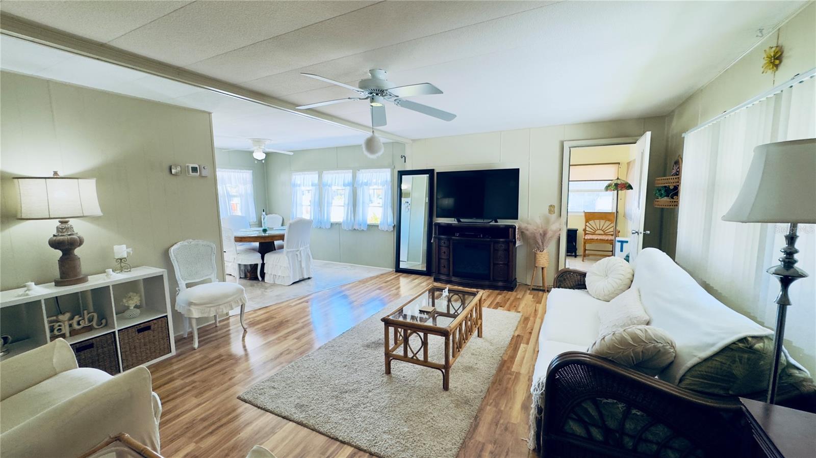 Image 6 of 54 For 553 Fleetwood Street