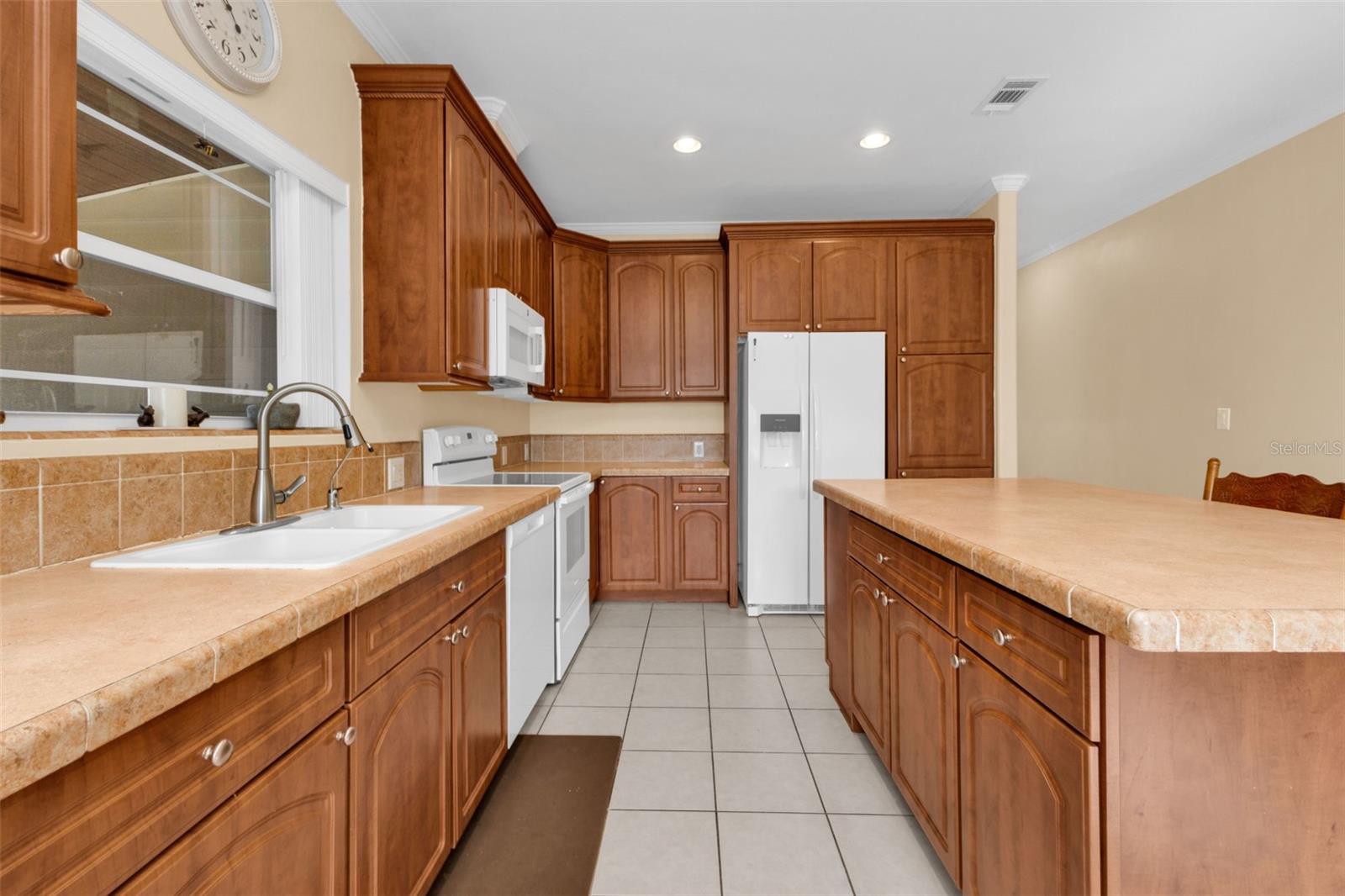 Image 10 of 68 For 7392 Swiss Boulevard