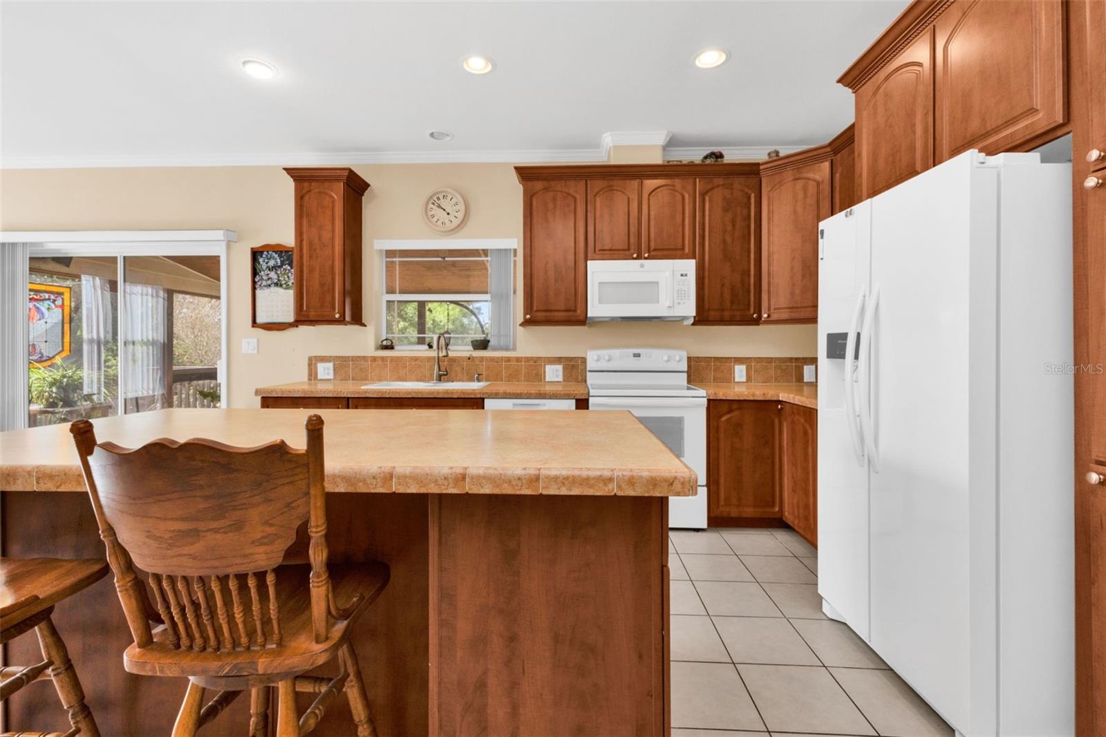 Image 12 of 68 For 7392 Swiss Boulevard