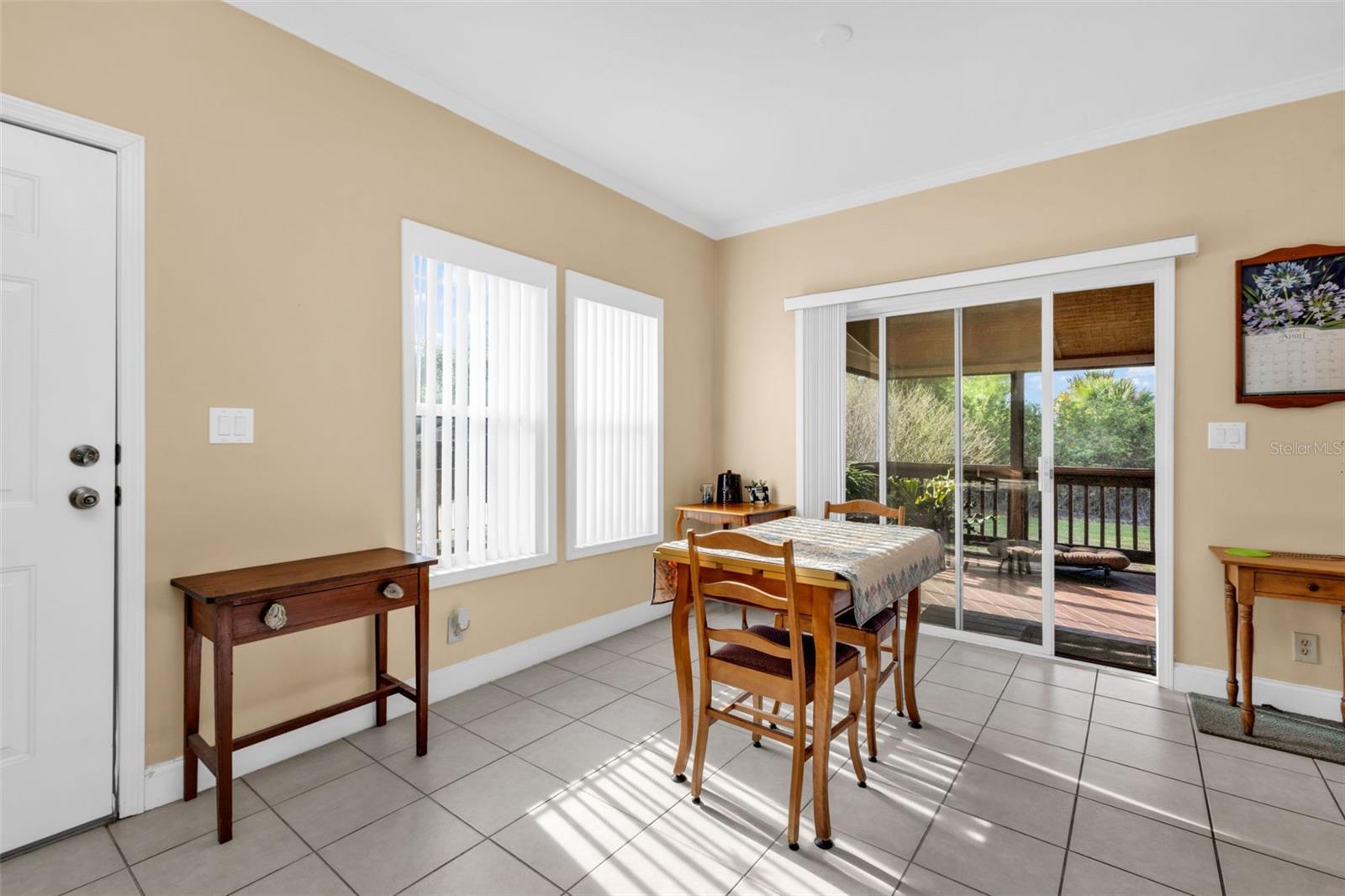 Image 16 of 68 For 7392 Swiss Boulevard