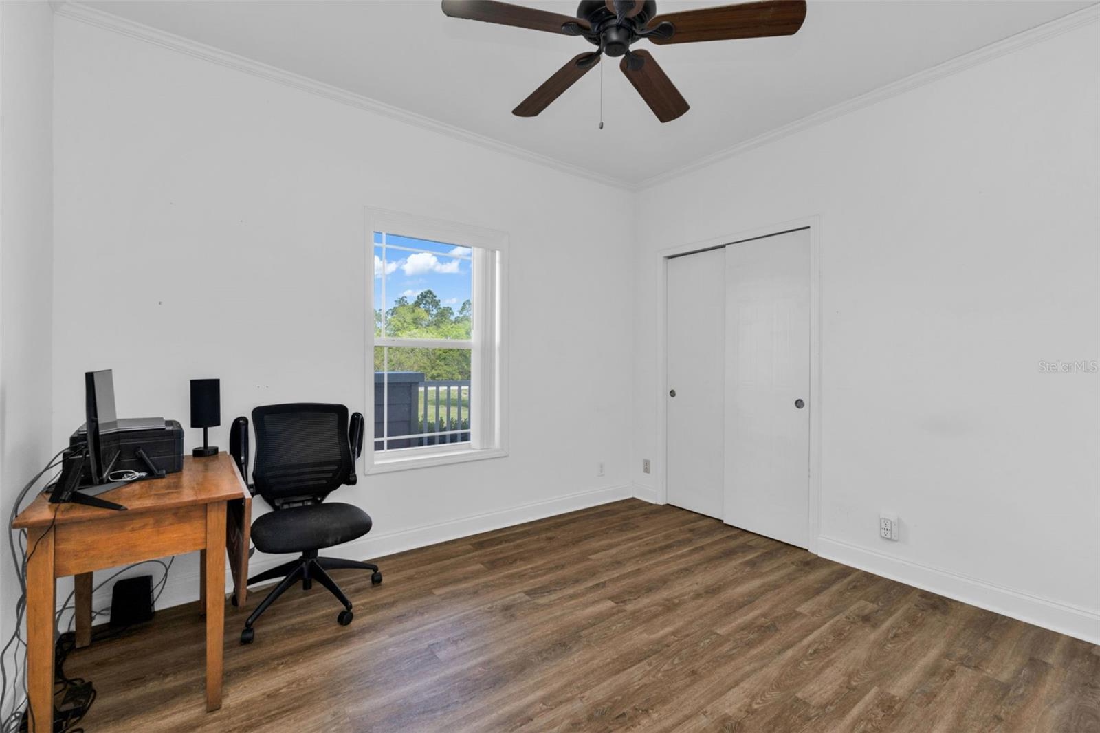 Image 24 of 68 For 7392 Swiss Boulevard