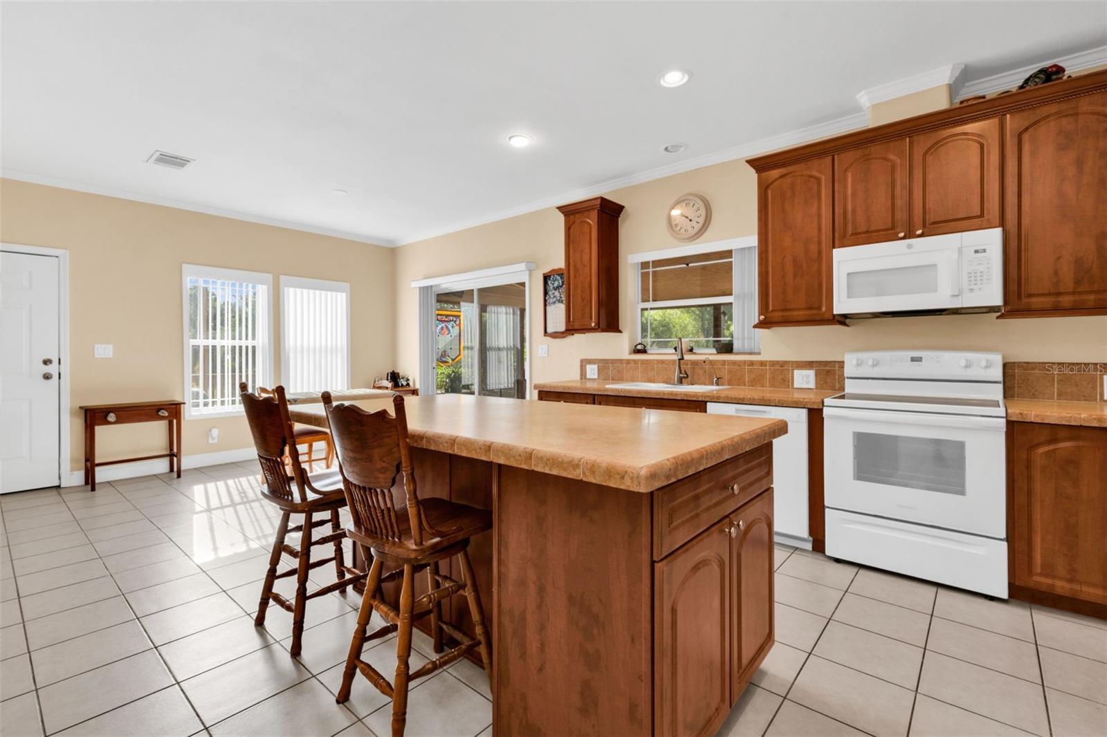 Image 8 of 68 For 7392 Swiss Boulevard