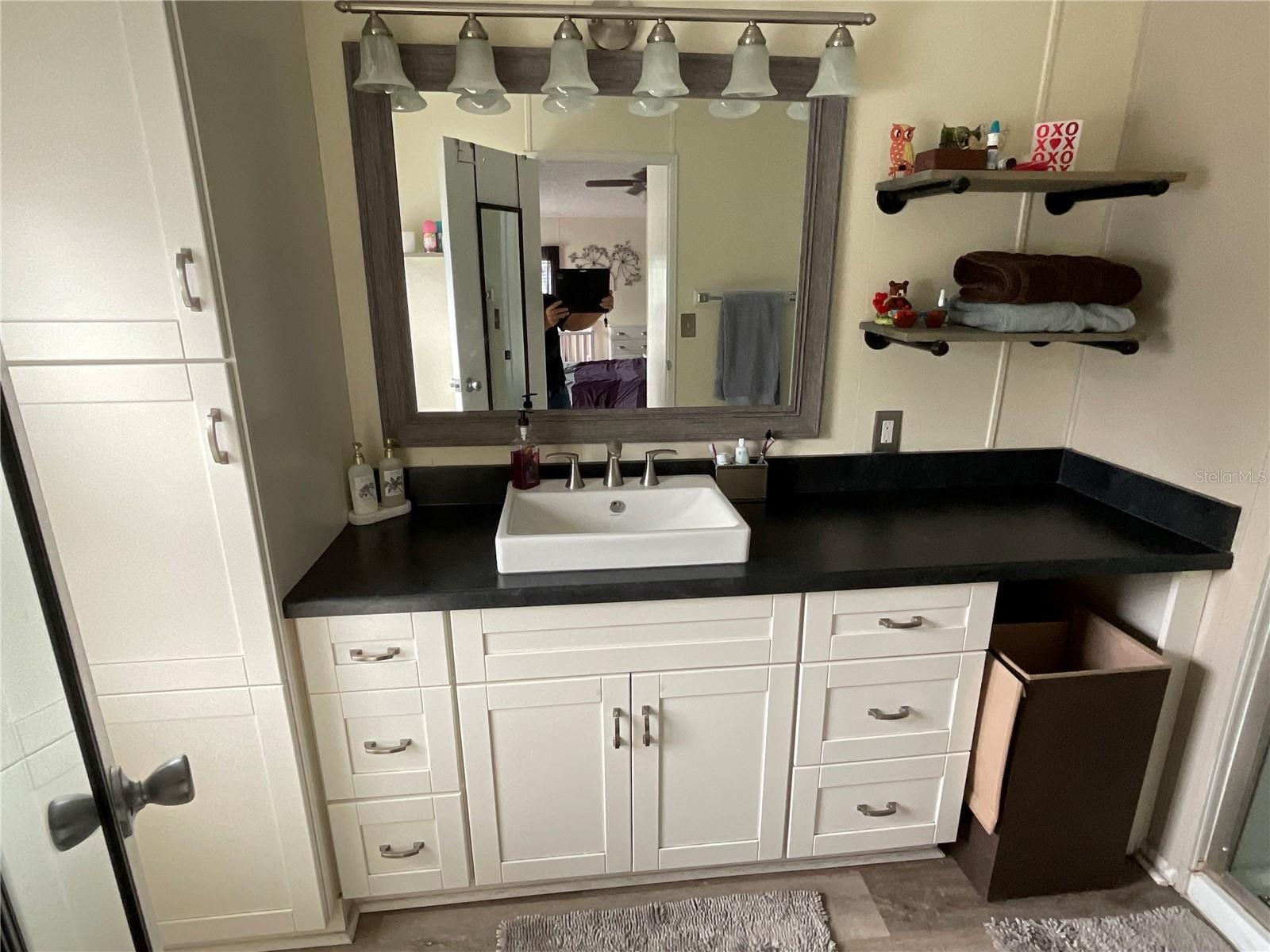 Image 31 of 45 For 6710 36th Avenue E 346