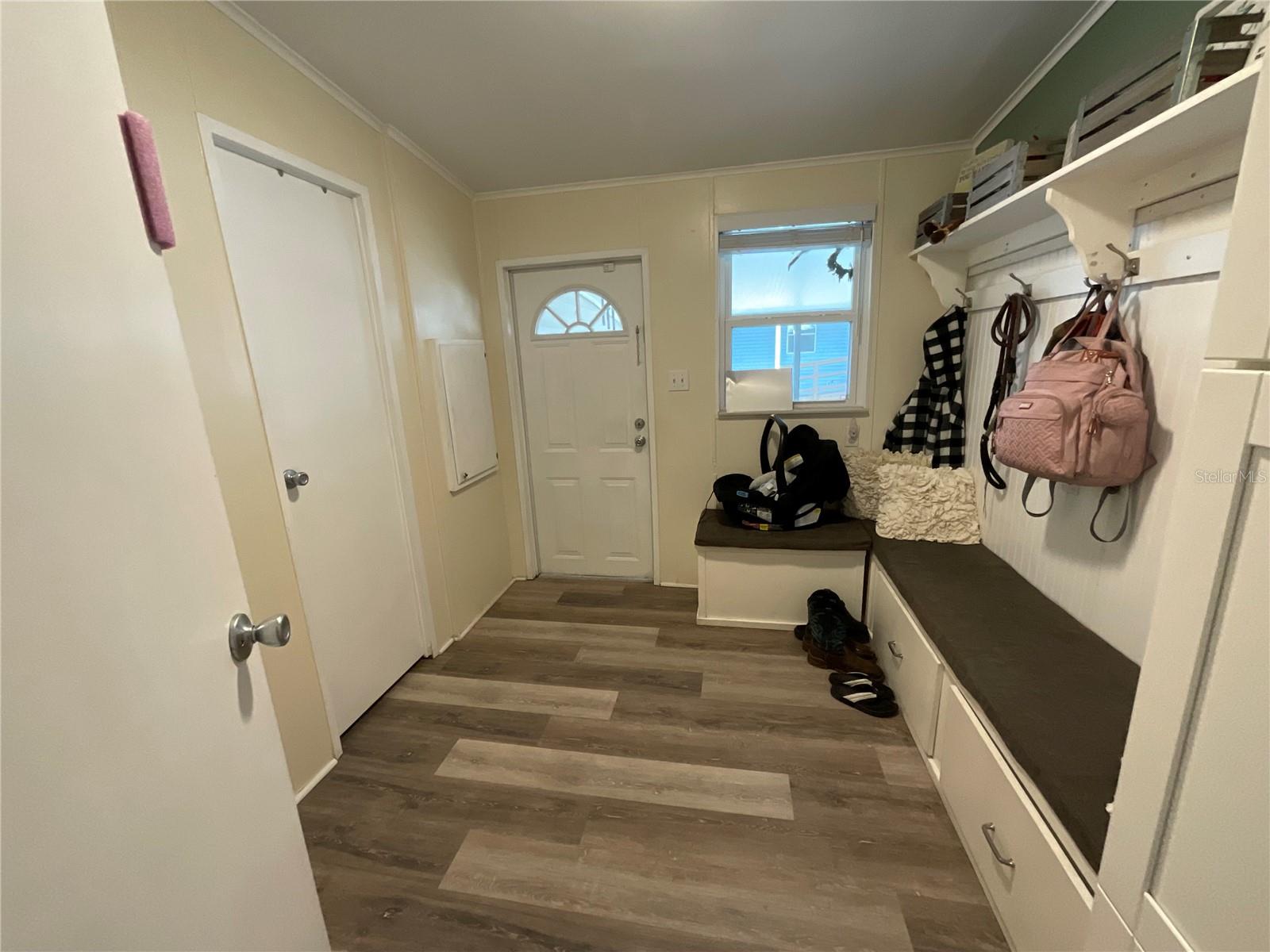 Image 9 of 45 For 6710 36th Avenue E 346