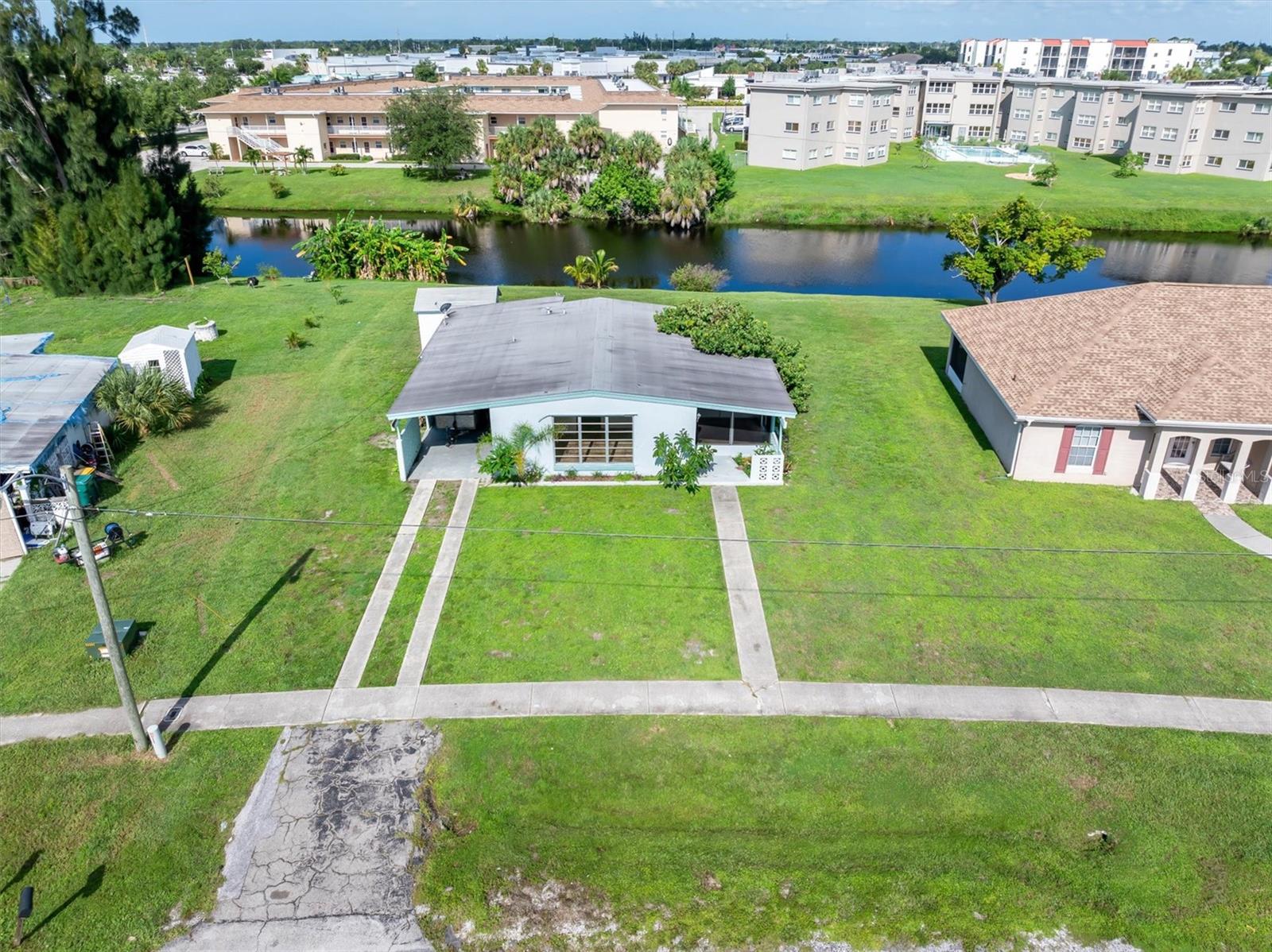 Image 19 of 46 For 3107 Easy Street