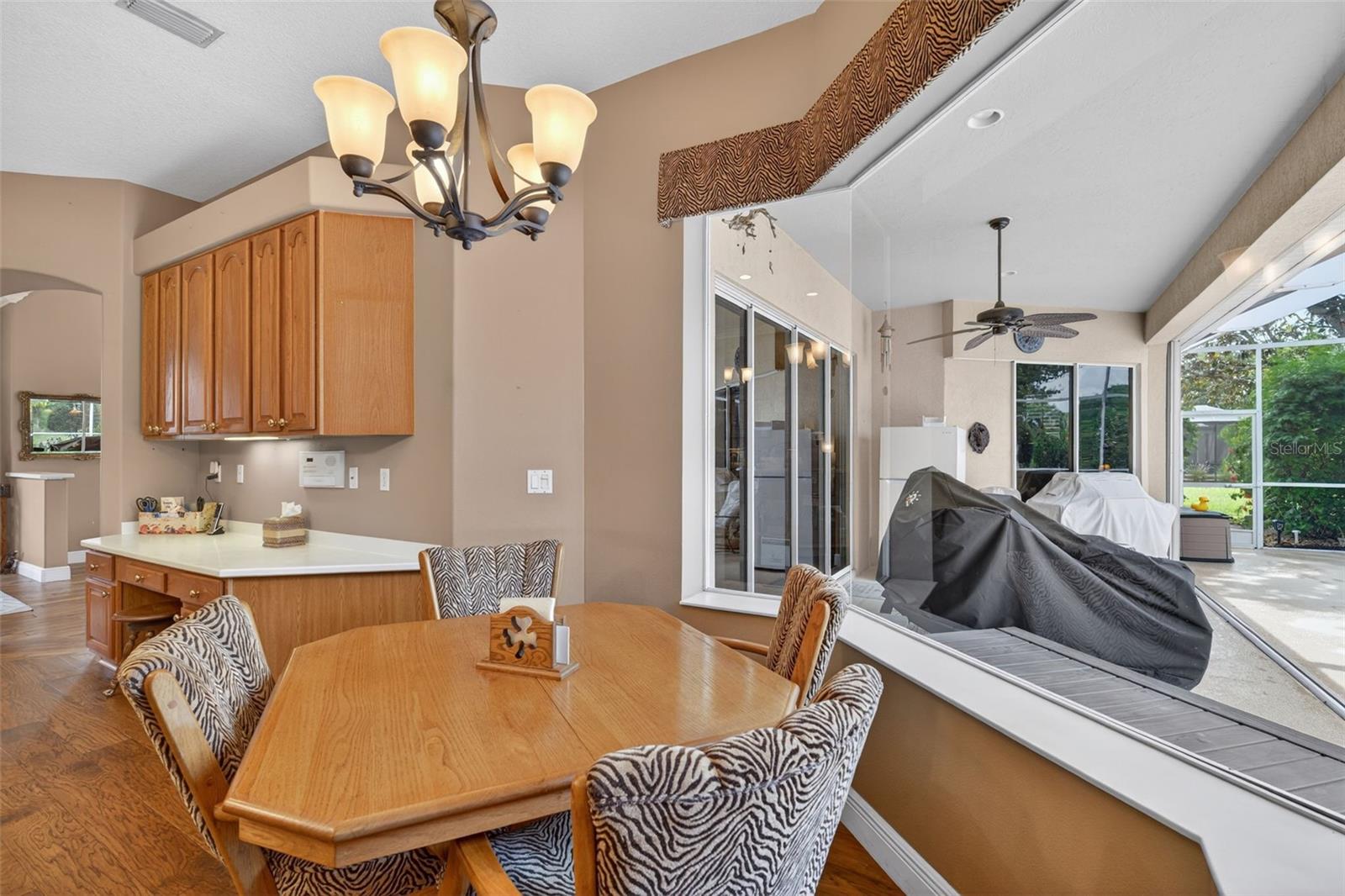 Image 24 of 60 For 4940 Bridgehampton Boulevard