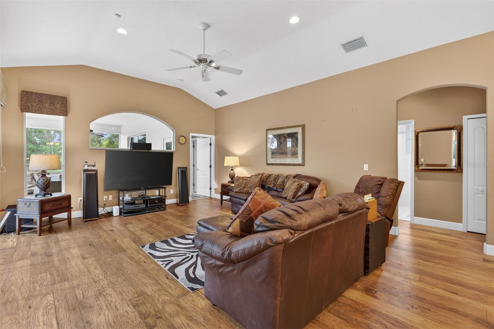 Image 25 of 60 For 4940 Bridgehampton Boulevard