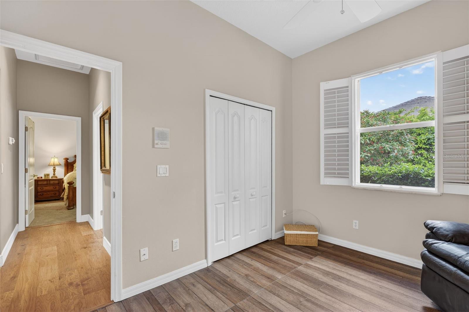 Image 39 of 60 For 4940 Bridgehampton Boulevard