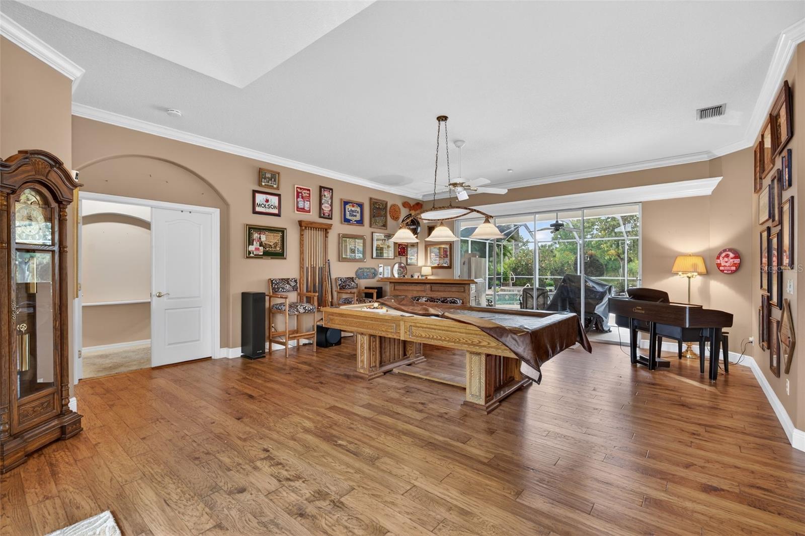 Image 9 of 60 For 4940 Bridgehampton Boulevard