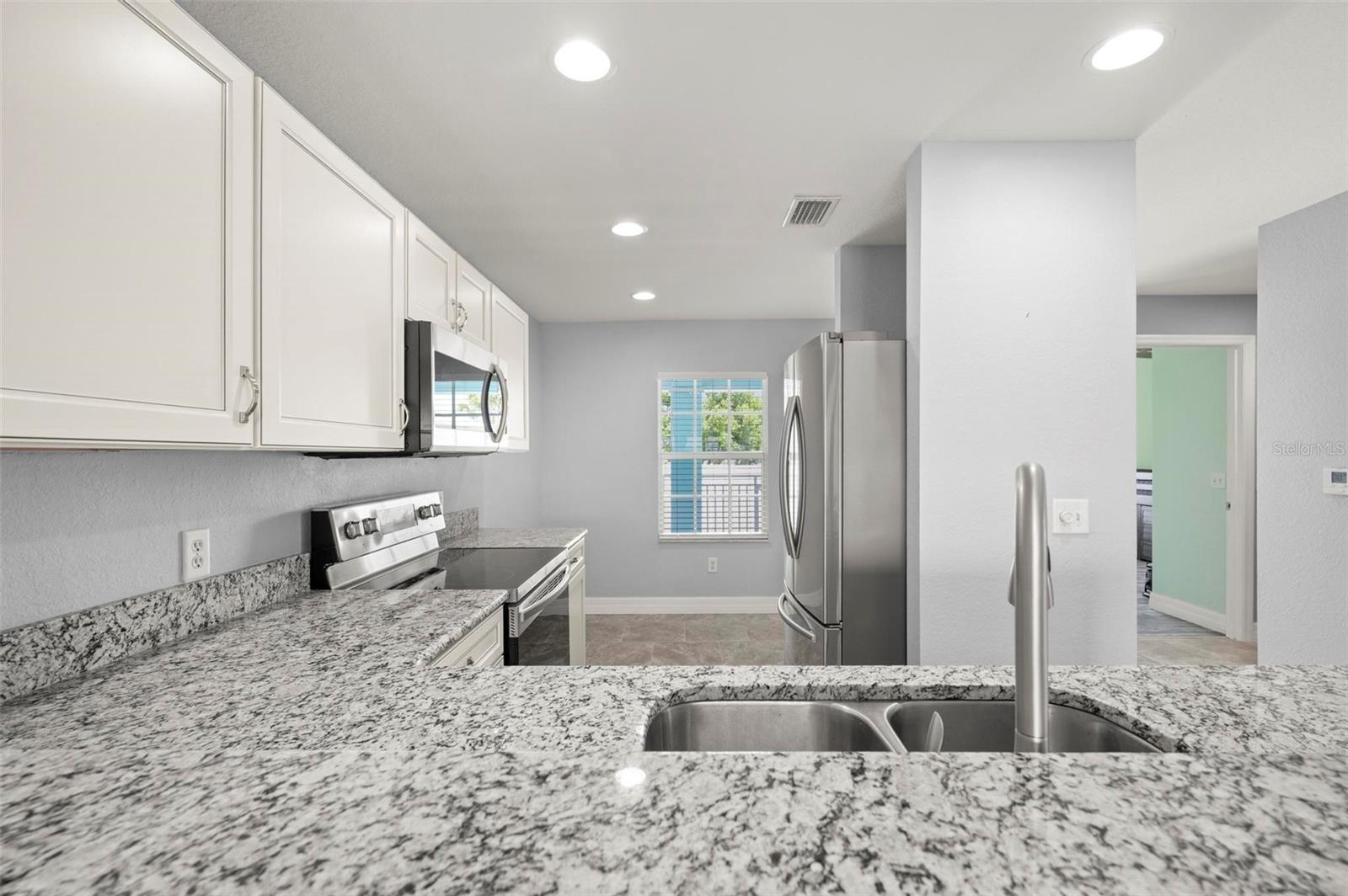 Image 11 of 54 For 5744 Sabal Trace Drive 201