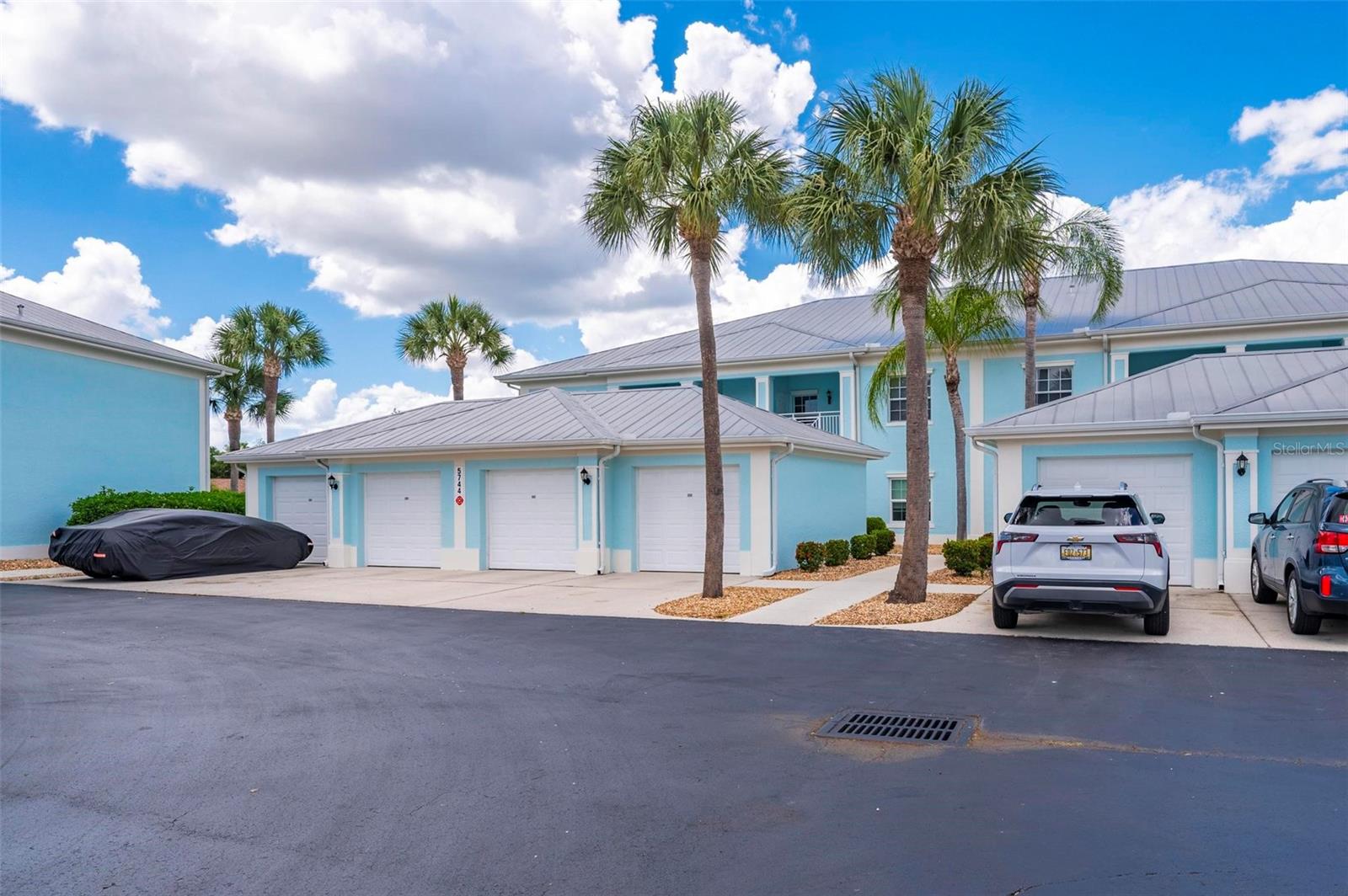 Image 34 of 54 For 5744 Sabal Trace Drive 201