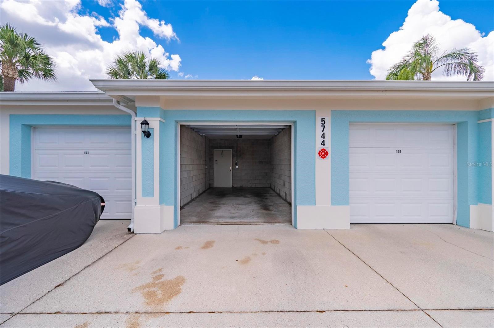 Image 35 of 54 For 5744 Sabal Trace Drive 201