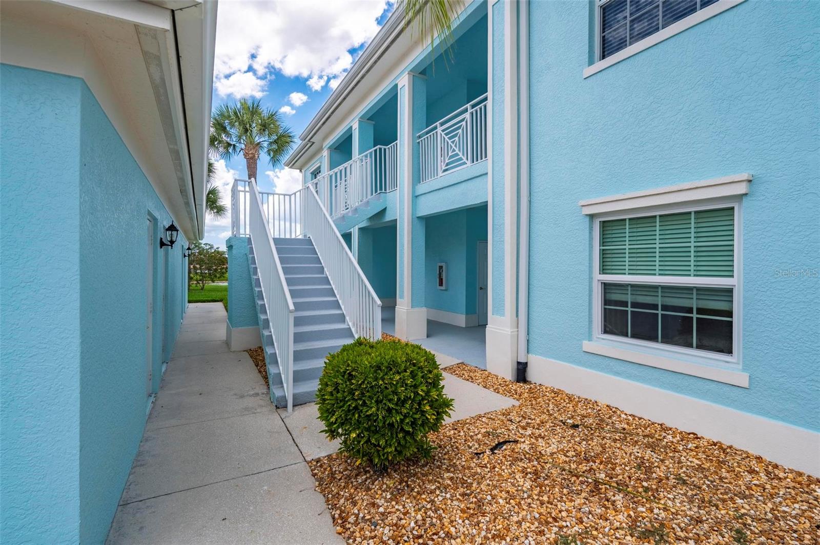 Image 4 of 54 For 5744 Sabal Trace Drive 201