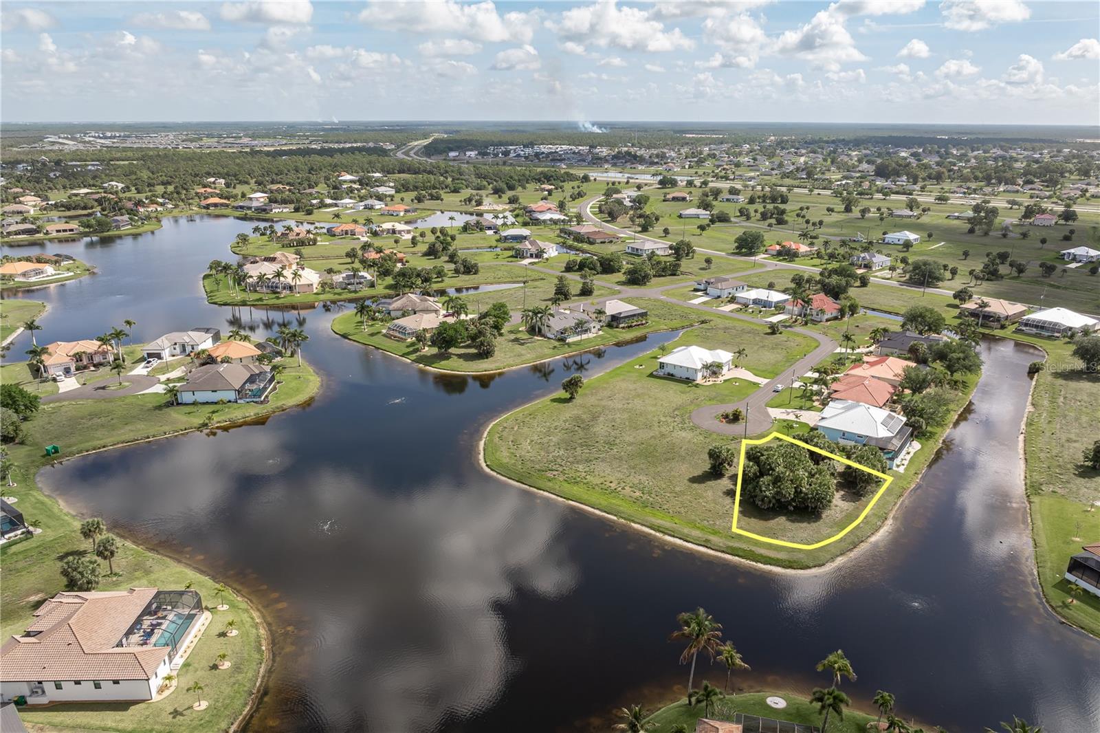 Image 6 of 16 For 16396 Nogales Court