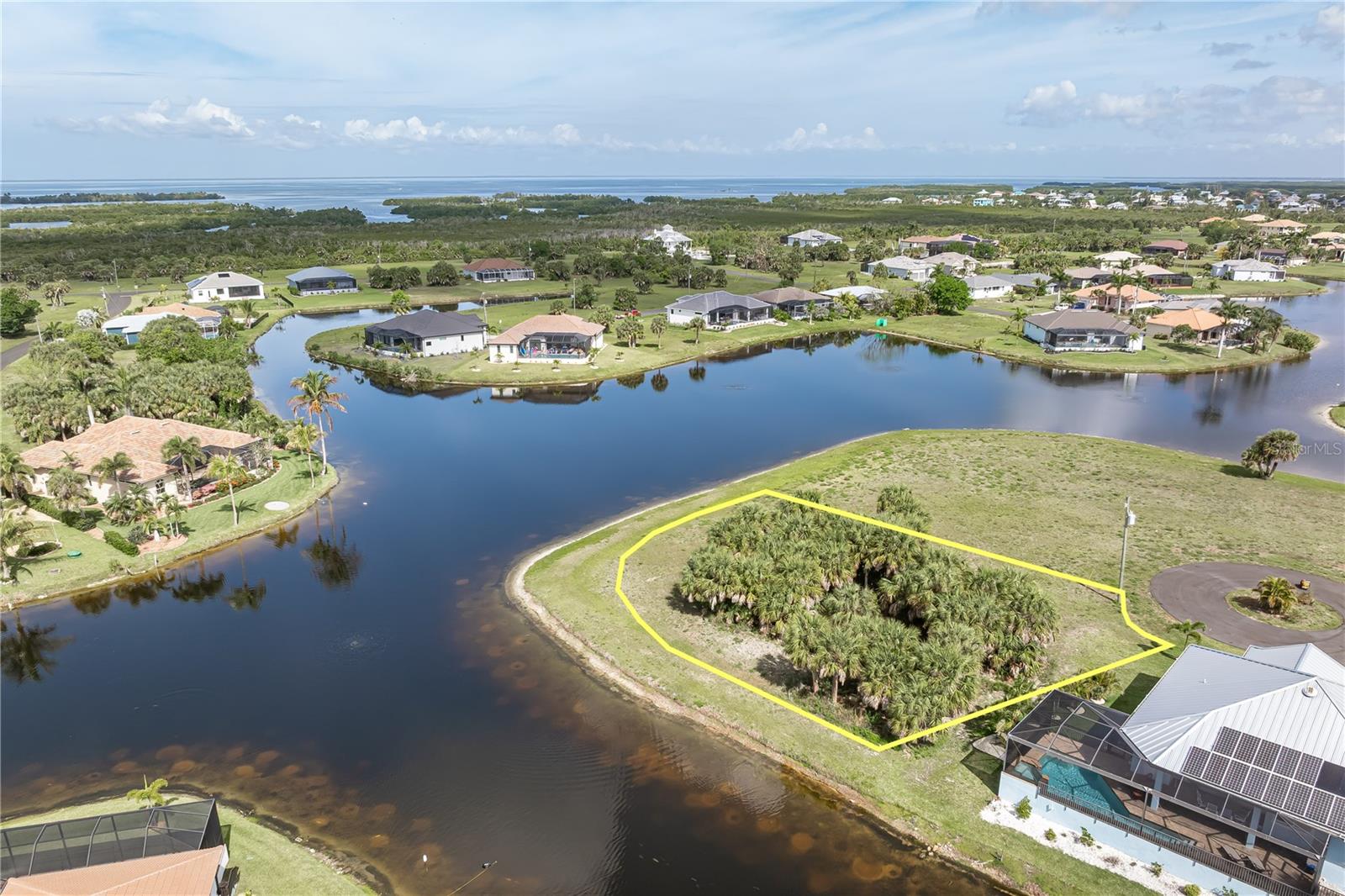 Image 8 of 16 For 16396 Nogales Court