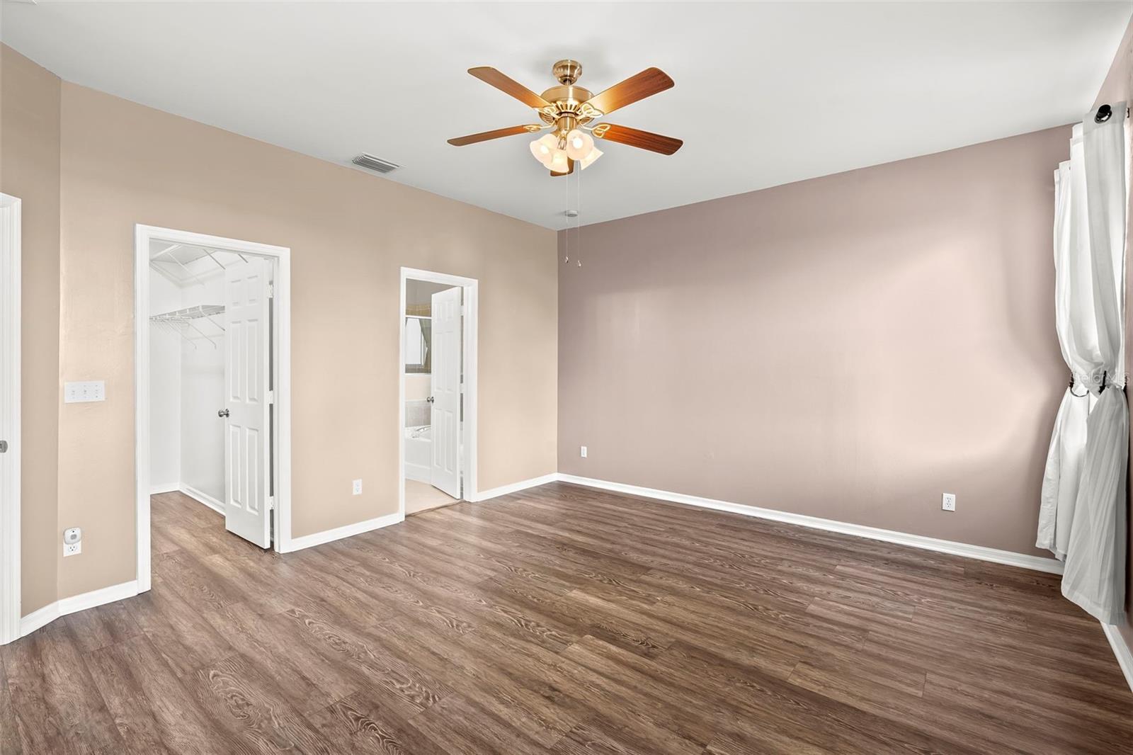 Image 15 of 35 For 16132 Badalona Drive