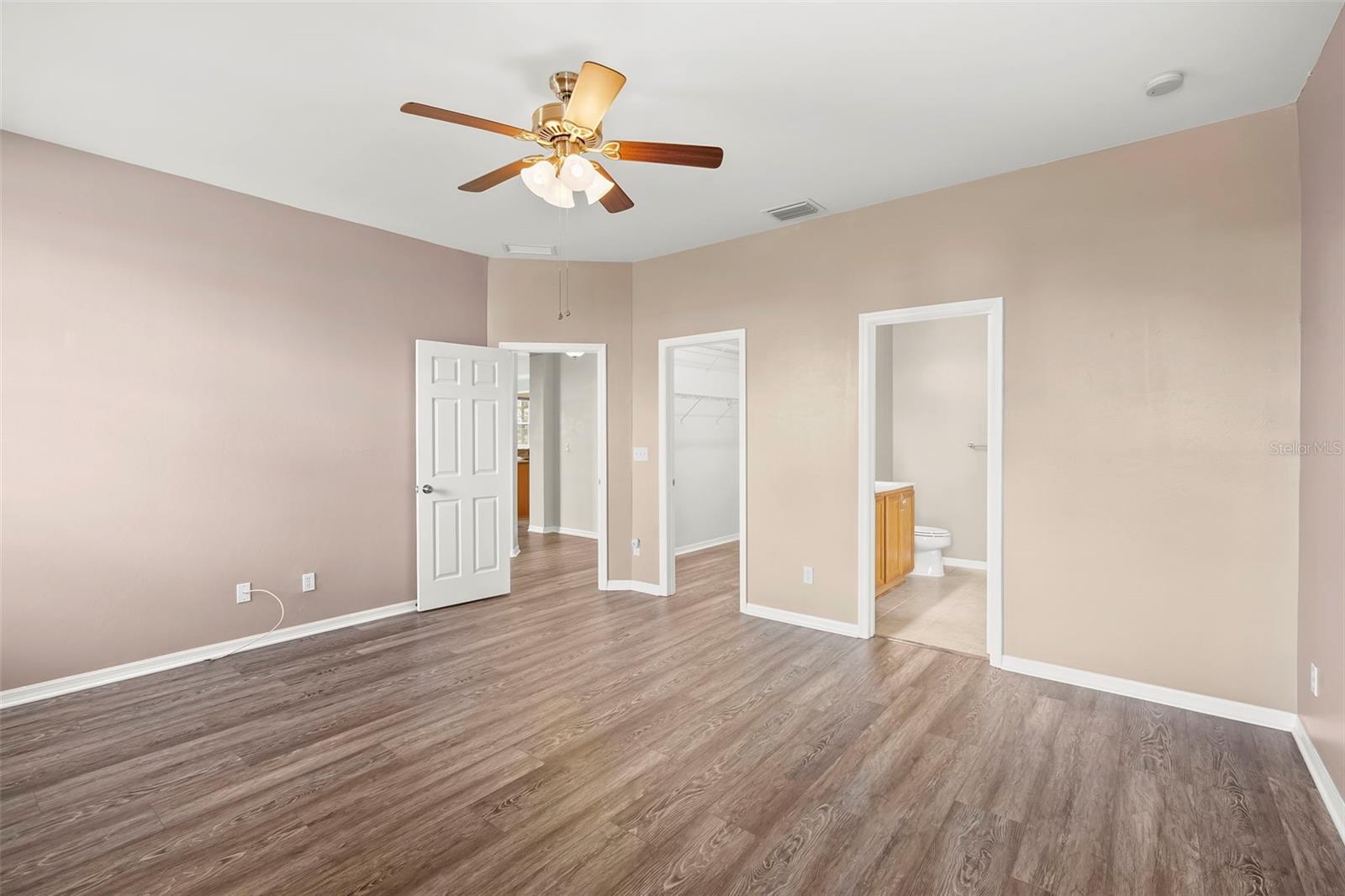 Image 16 of 35 For 16132 Badalona Drive