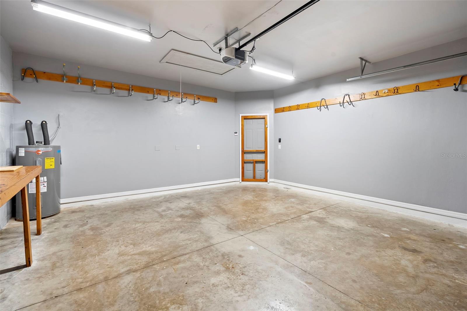 Image 26 of 35 For 16132 Badalona Drive