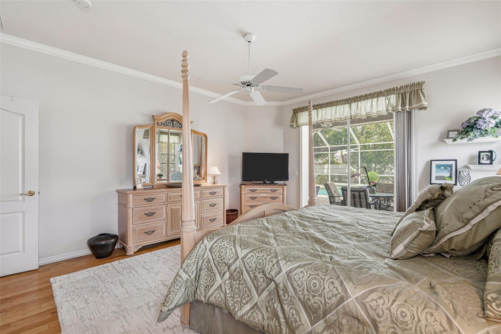 Image 28 of 62 For 23322 Duchess Avenue