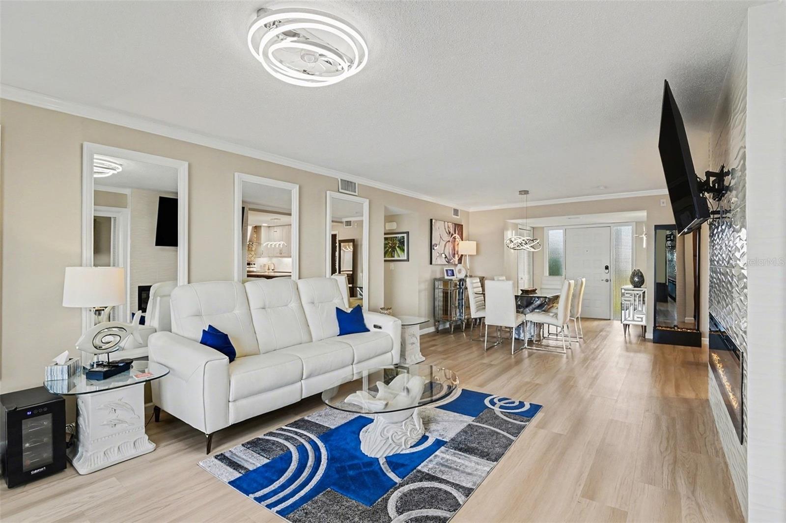 Image 8 of 51 For 1 Colony Point Drive A7