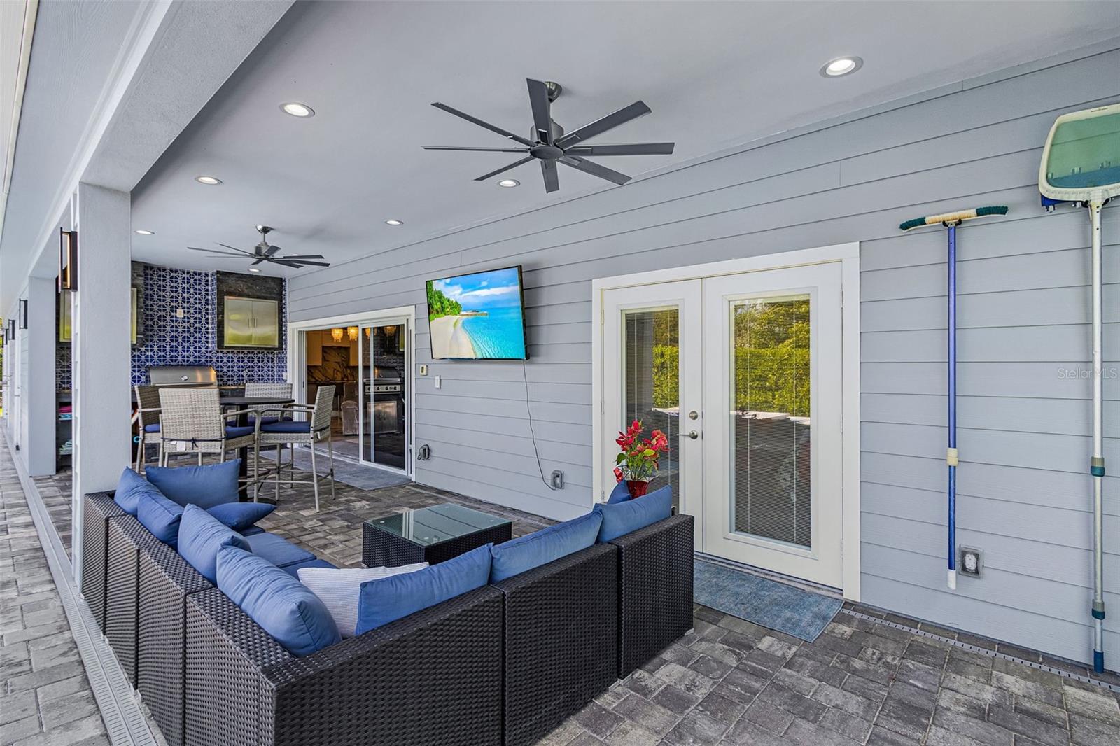 Image 37 of 50 For 1275 Carlene Avenue