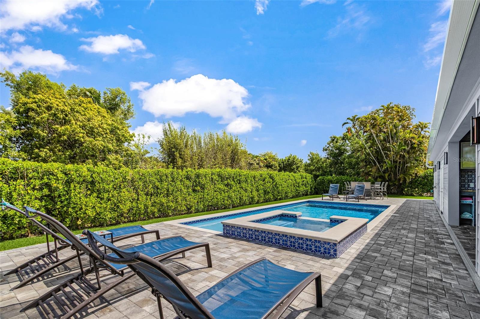 Image 38 of 50 For 1275 Carlene Avenue