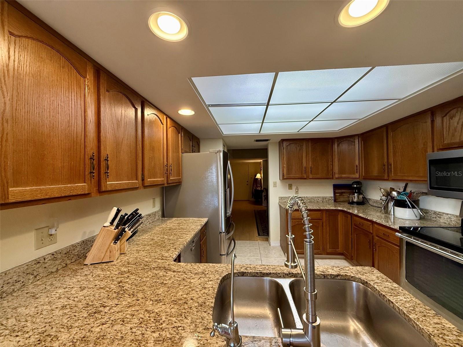 Image 10 of 49 For 25188 Marion Avenue E212