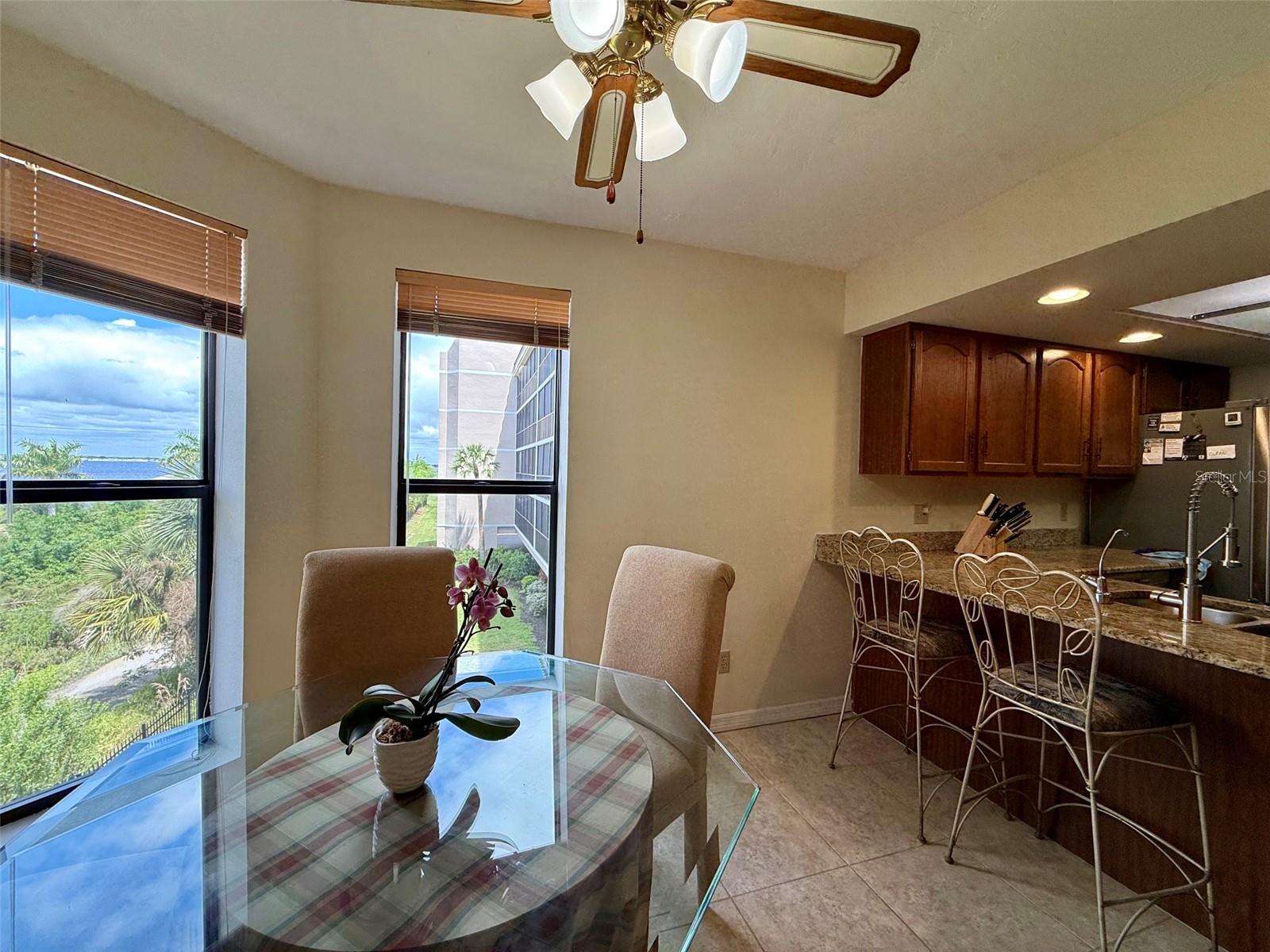 Image 12 of 49 For 25188 Marion Avenue E212