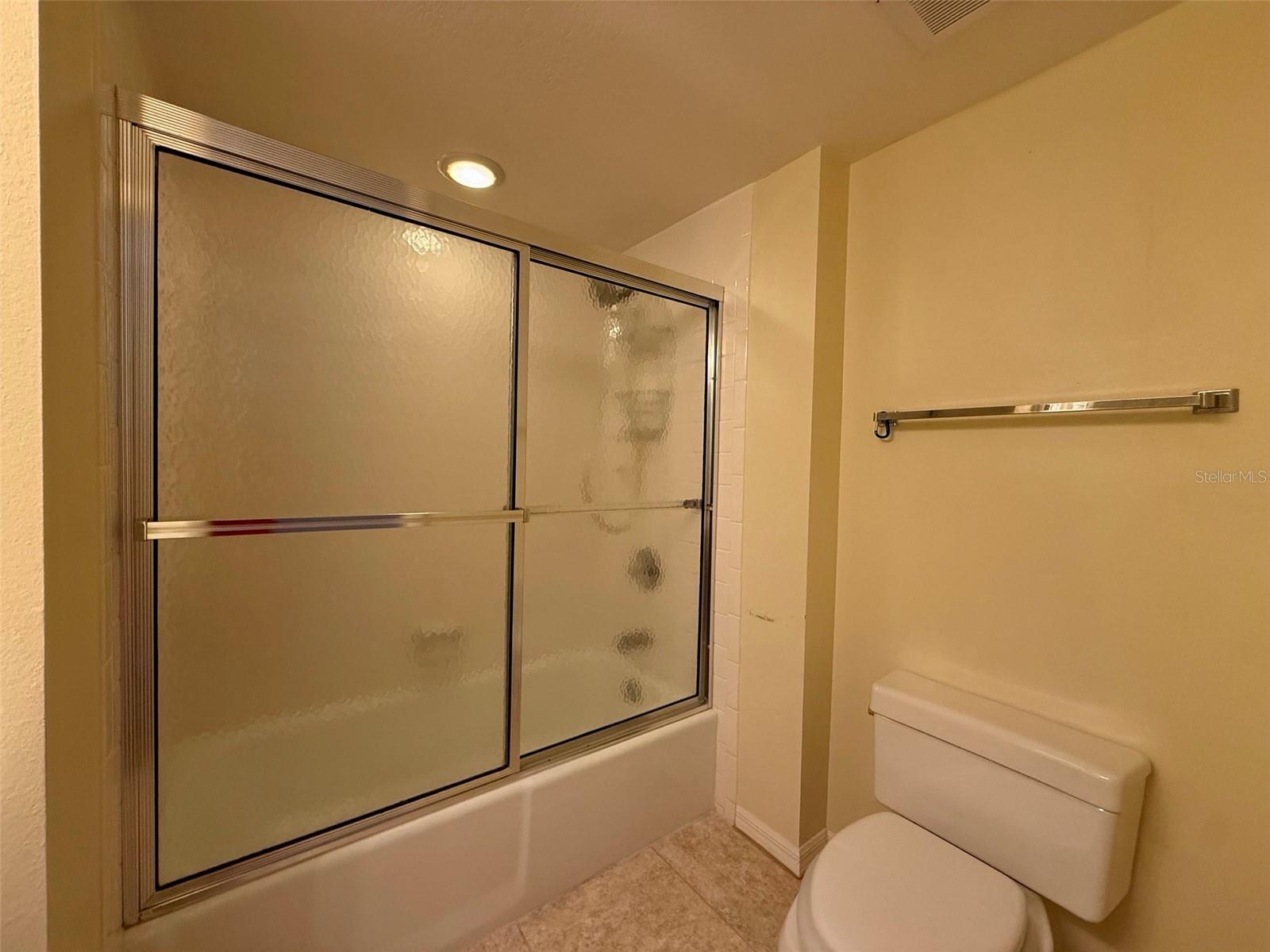 Image 26 of 49 For 25188 Marion Avenue E212