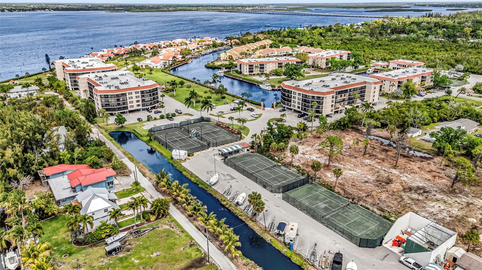 Image 43 of 49 For 25188 Marion Avenue E212